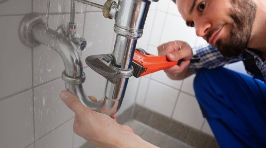 Professional same day plumber services in Reasnor, IA